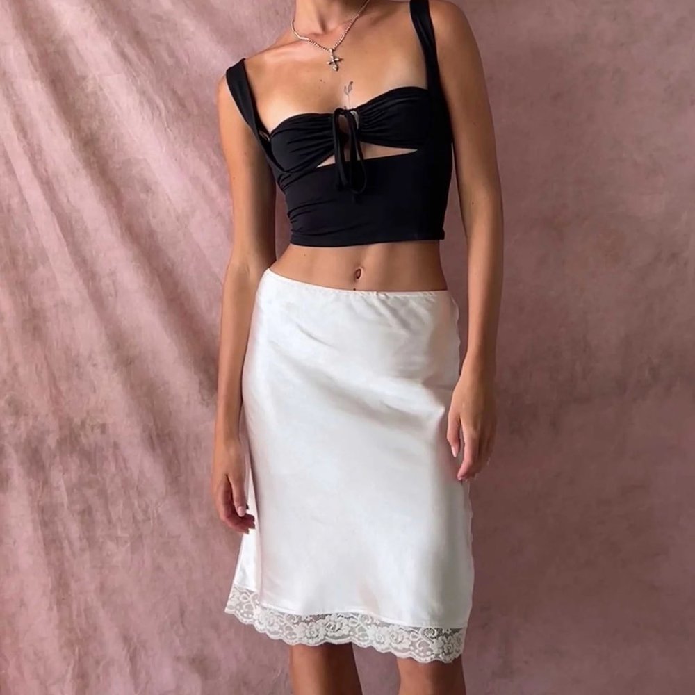 *NWT* Motel Rocks Ivory Satin Midi Skirt